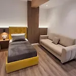 Kristal Hotel