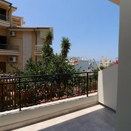 Kristal Hotel