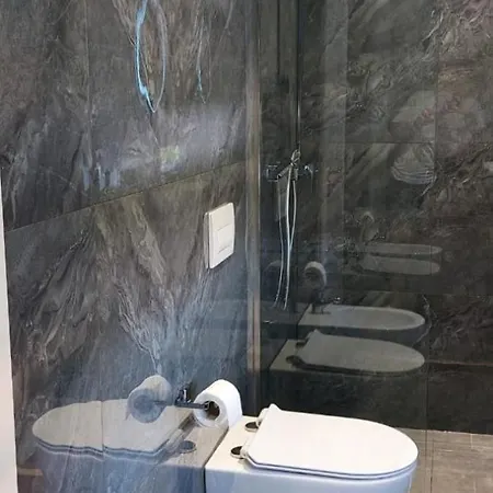Kristal Hotel