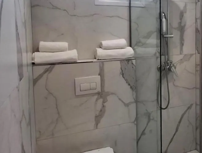 Kristal Hotel 3*