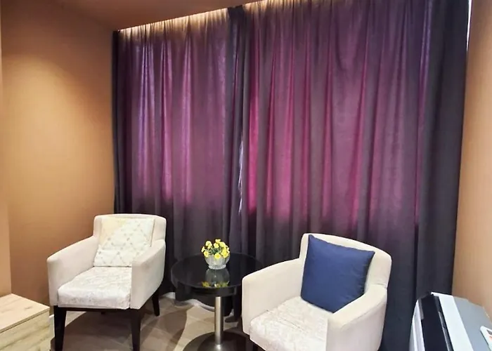 Kristal Hotel Vlorë