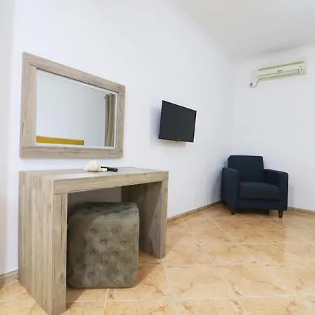 Kristal Hotel Vlore