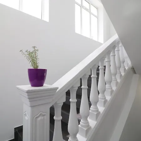 Kristal 酒店 Vlorë