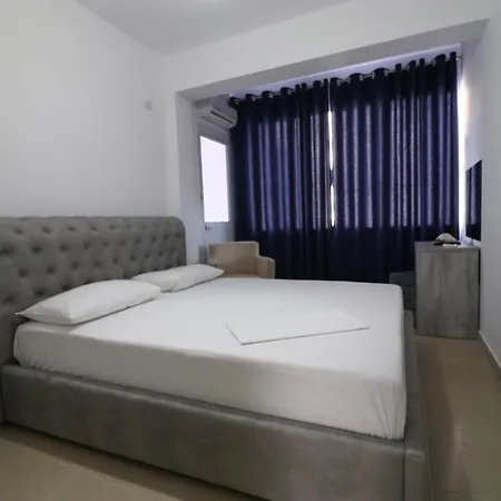 Отель Kristal 3*