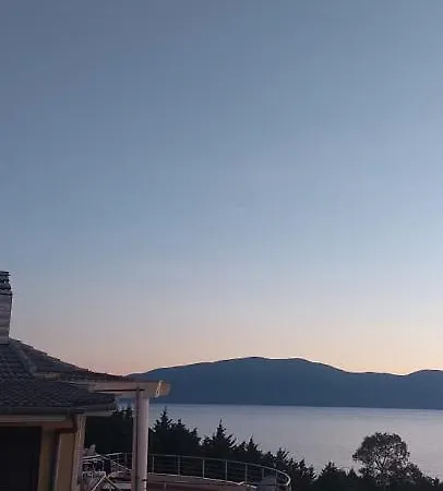Kristal Hotel
