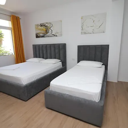 Отель Kristal 3*