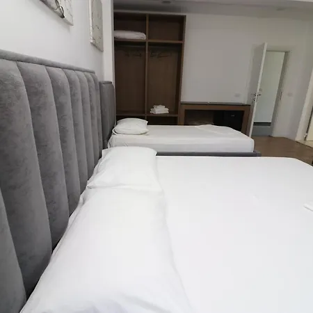 Отель Kristal 3*