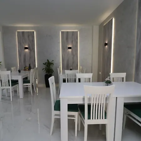 Kristal Hotel Vlore