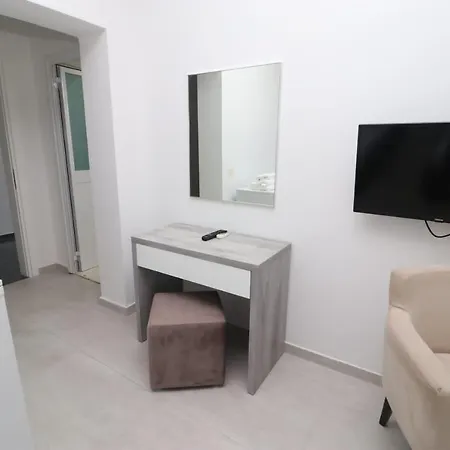 Kristal Hotel Vlore